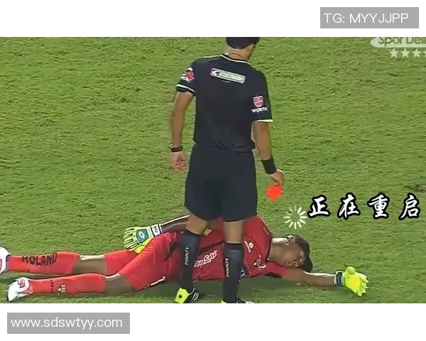 足球球星扮老头挑战自我演技引发热议网友点赞与调侃并存